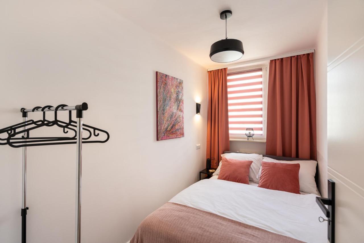 Staymoovers - Ladne Mieszkanie W Poblizu Energylandii - Parking Zator Exteriér fotografie